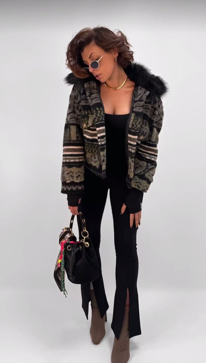 # OUTFIT - ROCKY